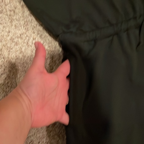 - Woman’s dress - Picture 4 of 5